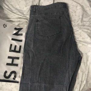 NEVER WORN Shein Ankle length mom jeans